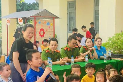 TẾT TRUNG THU CỦA BÉ